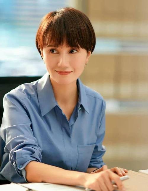 袁泉重返职场“升级打怪”
