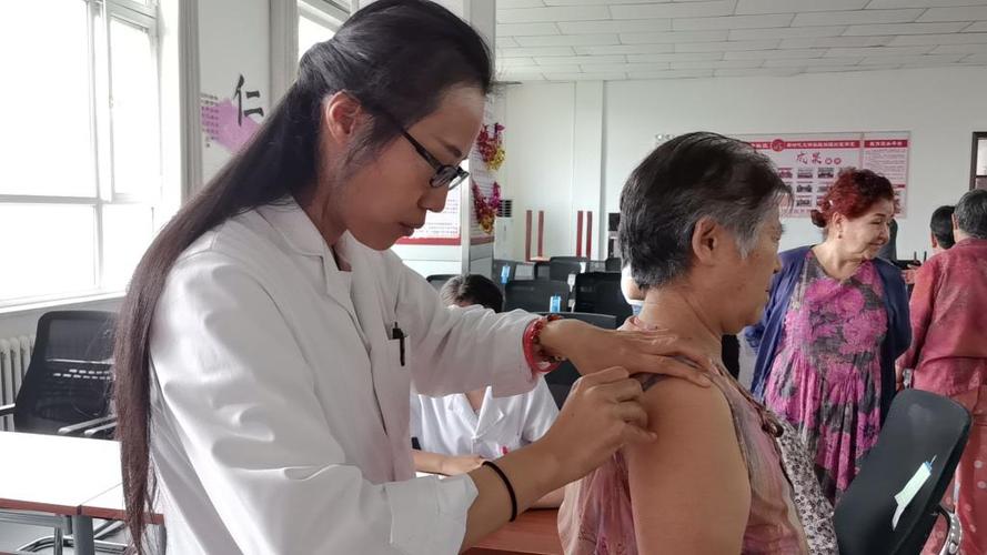 七夕当天,长沙举办传统中医药古法女性养颜养生讲座及义诊活动