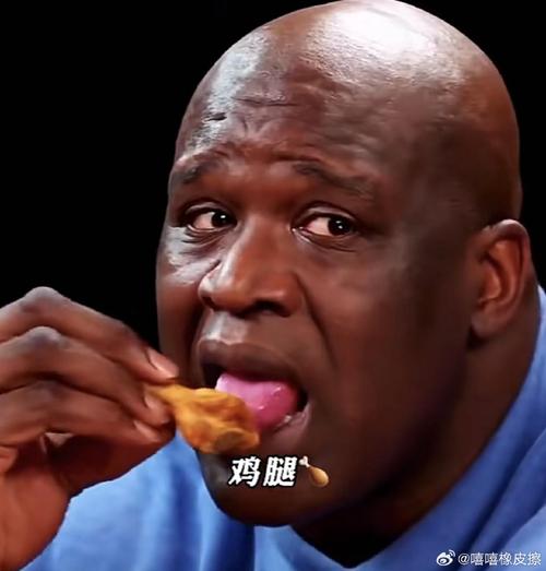 不是P图生活常见的物品在奥尼尔手上瞬间缩小,吃鸡腿像用牙签