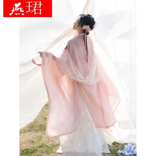 强奸未成年女生的“网红汉服班”班主任,一审被判死刑,曾为正面典型