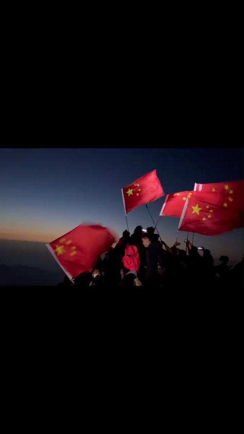 为什么总是真爱国的人在焦虑,假爱国的人在狂欢