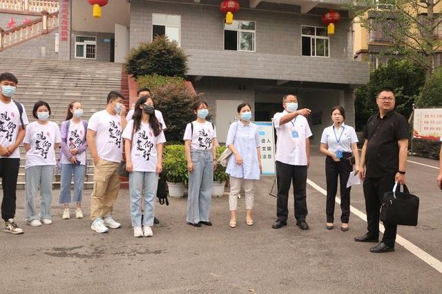 哈尔滨工业大学到宜宾市南溪区桂溪中学调研研支团工作生活情况
