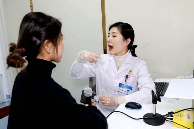 致力于推动解决中国言语治疗人才短缺的问题