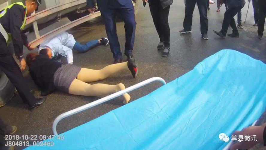 女子车祸生活不能自理，男子起诉8次离婚，法院全部驳回要点脸