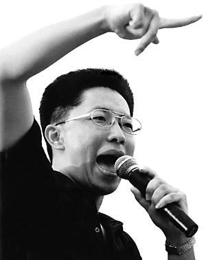 李阳:我孩子是外国人,但我永不背叛祖国