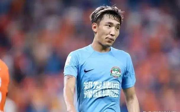 河南队22号再次上演励志故事,从铺天盖地的质疑声到作用堪比外援