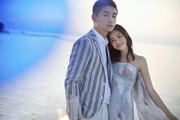 陈晓再次曝出新消息,有亲妈陪同心情变好,被网友质疑他是妈宝男