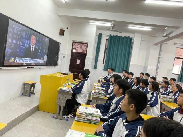 临川育人学校抓好学生素质养成教育