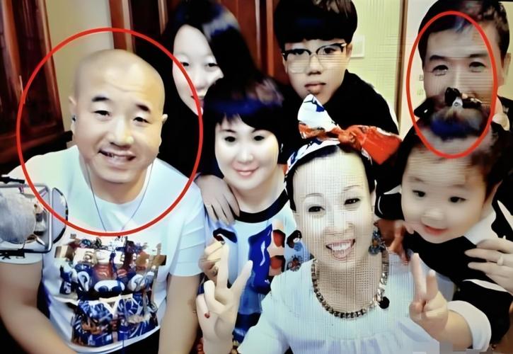 55岁王小利喜得孙女,儿子五一刚办完婚礼,李琳坦言做母亲不容易