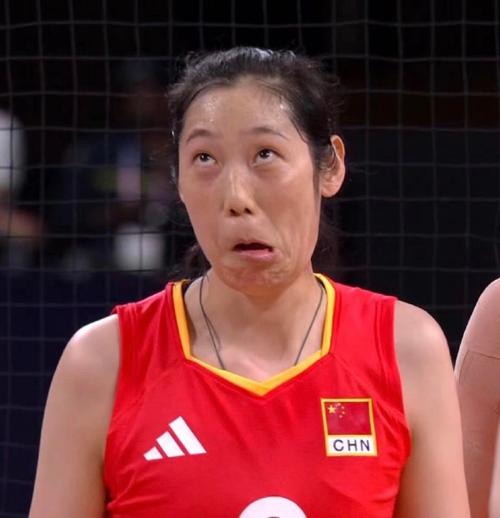 深感惋惜中国女排2:3土耳其，赛后朱婷说出四句感人至深的话