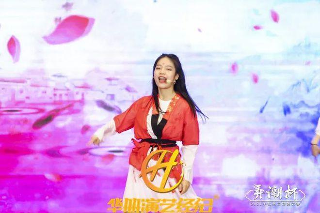 穿越剧席卷网络，看演员如何现场演绎