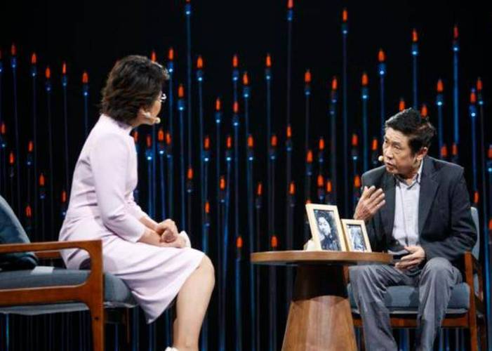 江西教师翻看回忆录,看到一篇悼文,致信副总理我母亲是您女儿