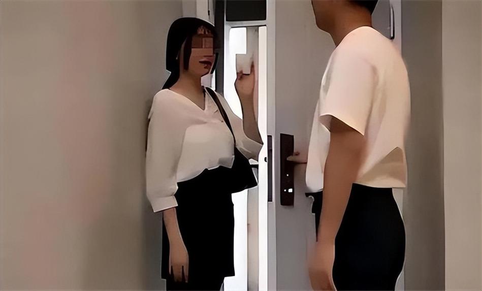 47岁女房东约会26岁男房客,坦言满足我就免房租