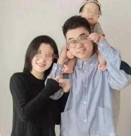 案例上海一少妇出轨染艾滋，传染一家三口，丈夫连捅妻子十几刀