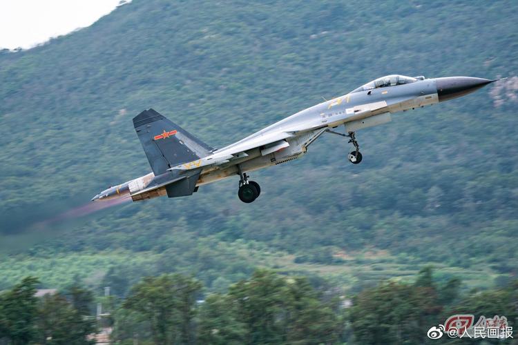 “鹰击-2024”中泰空军联合训练丨中方参训部队进行适应性飞行训练