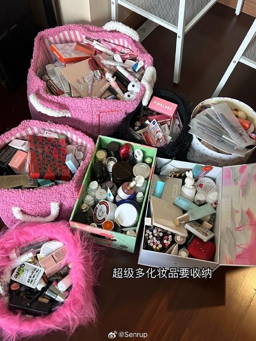 搬家时护肤品和化妆品怎么整理打包。化妆品收纳打包技巧。