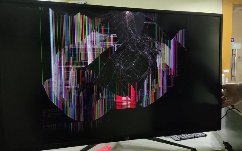 电脑显示器维修报告解读：科技守护者背后的故事