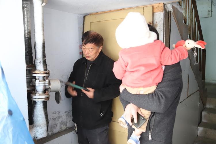 暖气维修背后的故事_探寻家中温暖之源的守护者