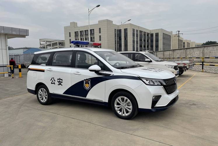 交警警车维修报告：守护城市安全的坚实后盾