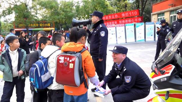 全面检修,筑牢校园安全防线_我校设施检查维修工作综述