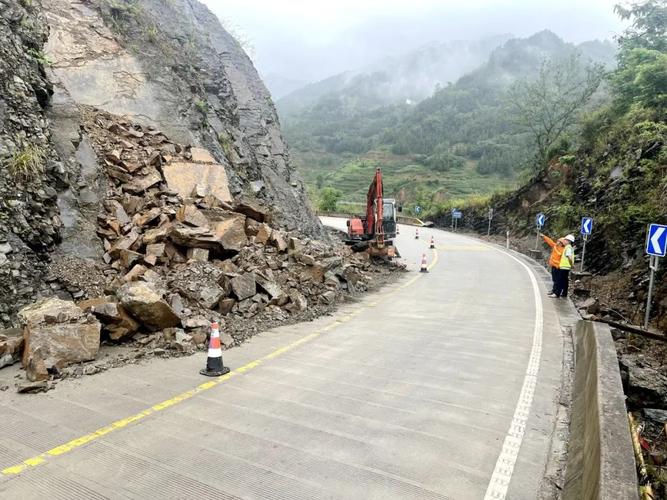 公路堡坎维修：筑牢安全防线，保障道路畅通