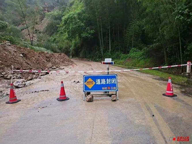 公路塌方维修，守护安全出行之路