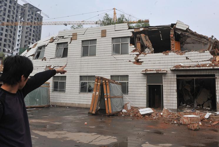 危房变身新颜,工厂焕发新生_记某工厂危房改建维修工程