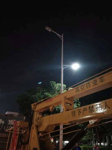小区路灯维修报告解读：保障照明安全，共创美好生活