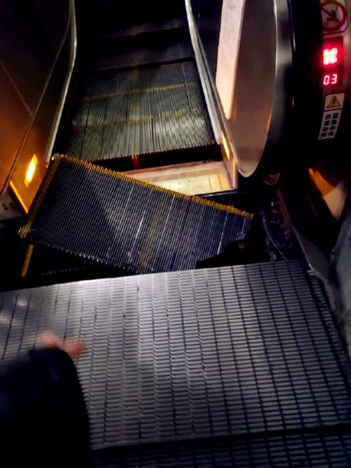 扶梯维修故障分析报告解读：探寻安全与效率的平衡之路