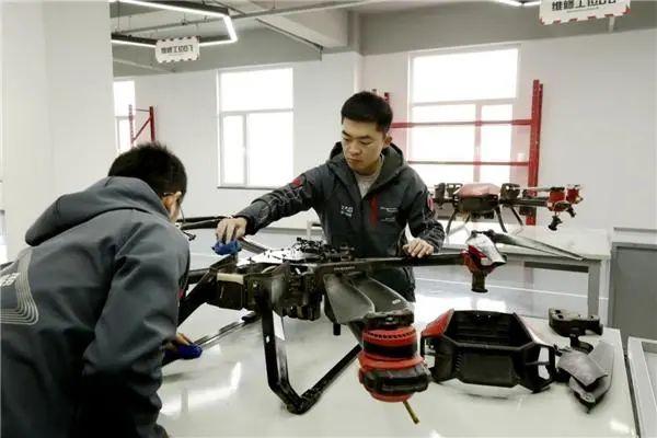 无人机维修培训:推动无人机产业发展的重要基石