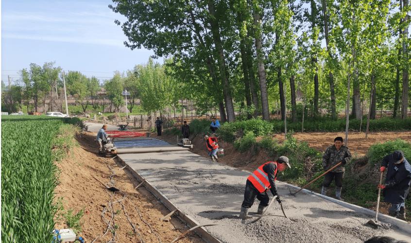 村公路维修:打通乡村振兴的“脉络”