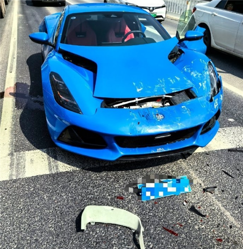 汽车出险维修报告:介绍事故车修复的奥秘