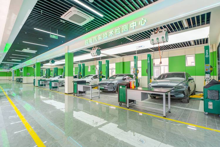 汽车维修专业毕业生报告解读_技术革新与职业发展