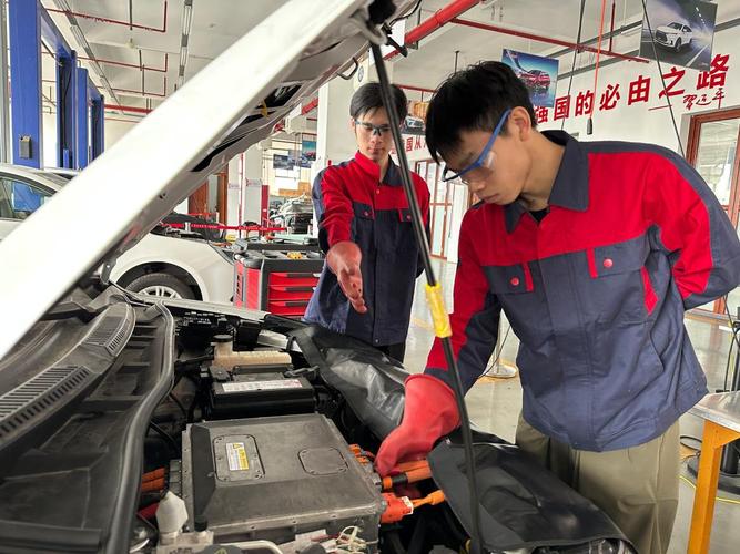 汽车维修基础技能:保障行车安全的关键