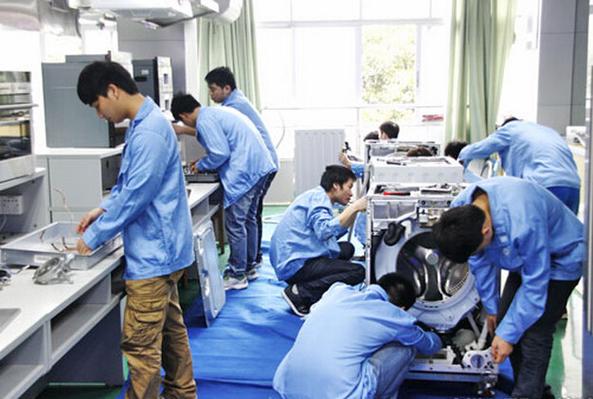 中职电器维修实训:技能提升与职业素养的养成