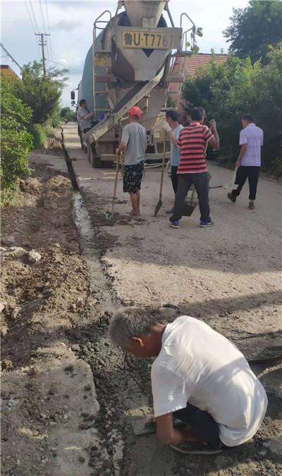 公路局下乡维修：民生工程的生动方法