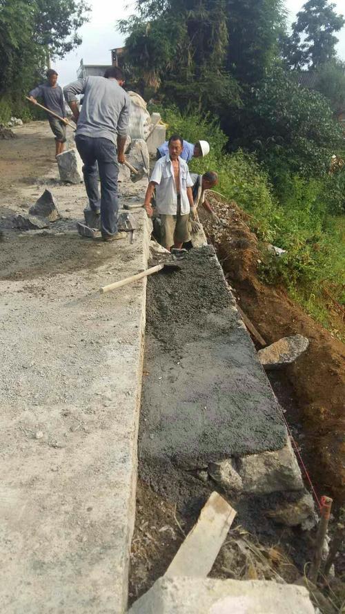 农村公路水毁维修:民生工程中的守护者
