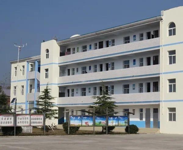加强小学校舍维修,助力教育事业发展