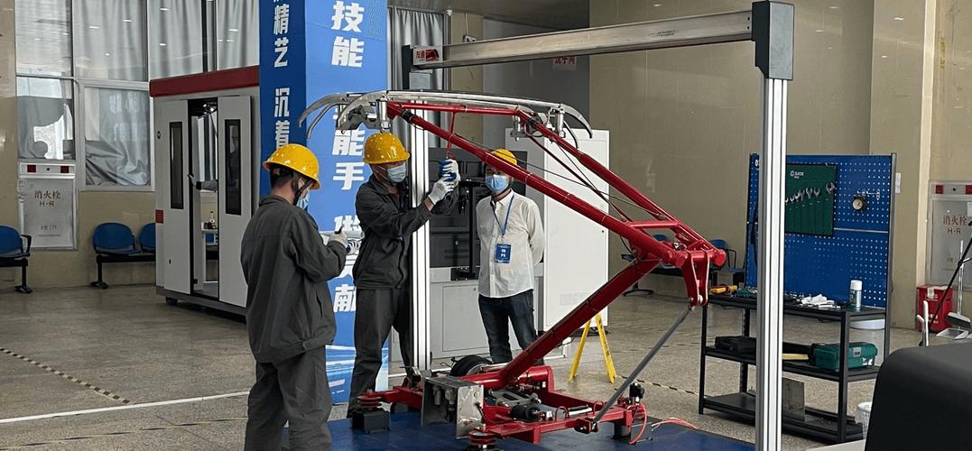 受电弓维修实验:确保列车安全高效运行的基石