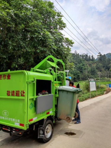 垃圾清运车维修申请报告解读：保障城市环境，守护绿水青山