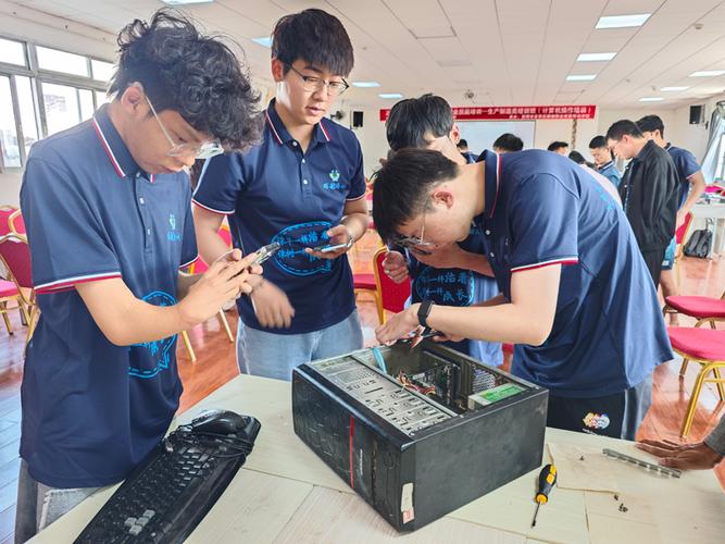 大学生电脑维修实训:技能提升与职业素养培养之旅
