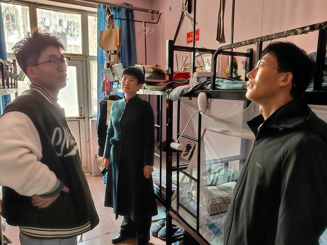 学生宿舍门窗维修,筑牢安全防线,提升生活品质