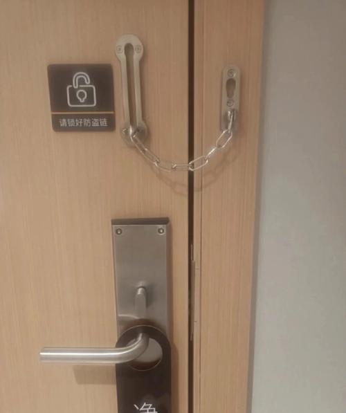 客房门灯维修申请报告解读:保障住宿安全,提升服务品质