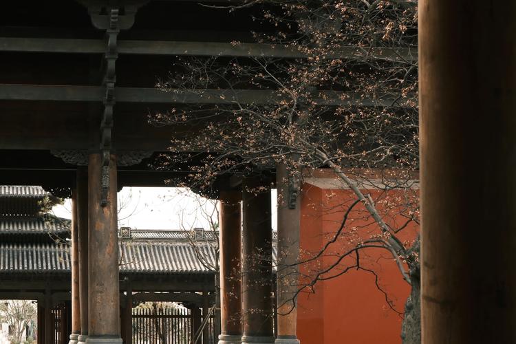 寺庙彩绘维修申请报告:传承千年文化,焕新古刹风采