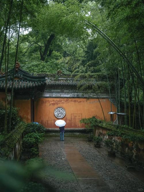 寺庙电力维修申请报告:守护千年古刹的光明使者