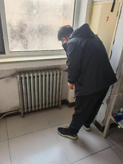 小区暖气维修申请报告:保障居民温暖过冬,提升居住品质