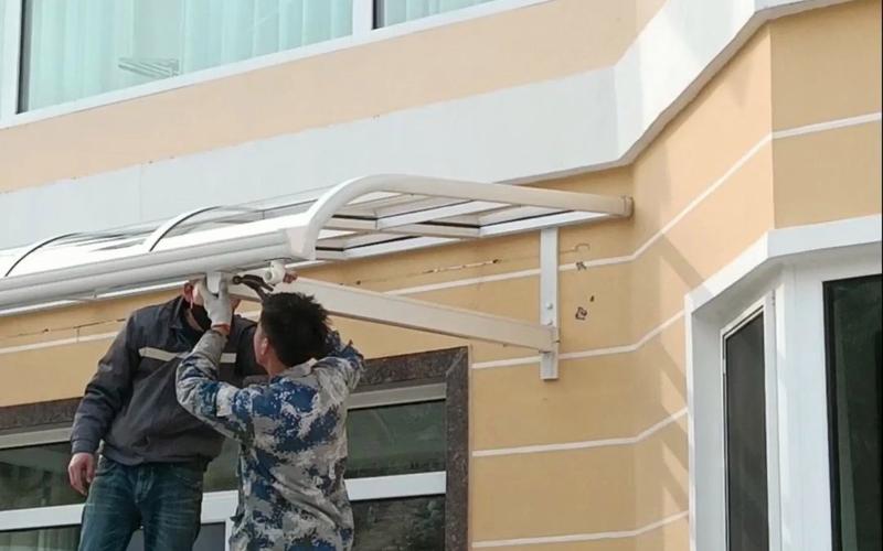 小区维修雨棚：改善居住环境，提升居住品质