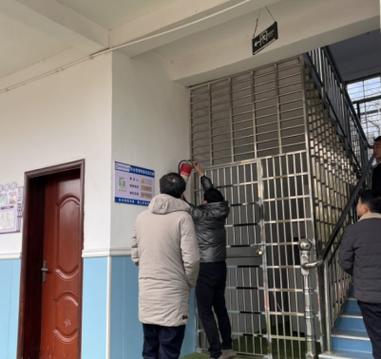小学教学楼地基维修，筑牢校园安全防线