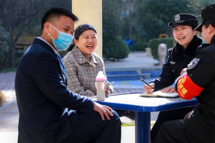 枪柜维修报告_确保安全,守护安宁