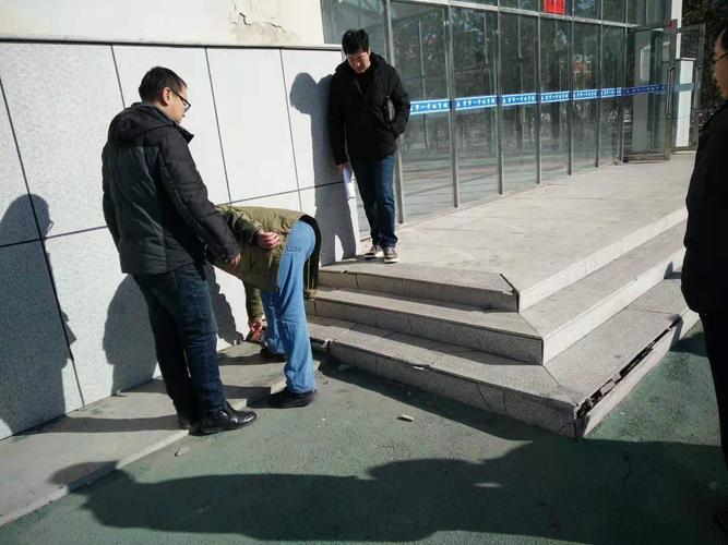 校园台阶维修：保障学生安全，提升校园环境